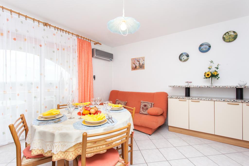 Apartments Boskoviceva Punat Exterior photo