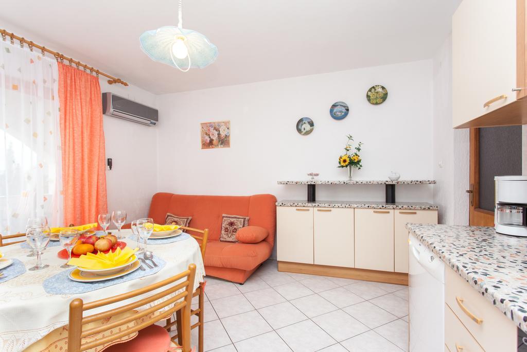 Apartments Boskoviceva Punat Exterior photo