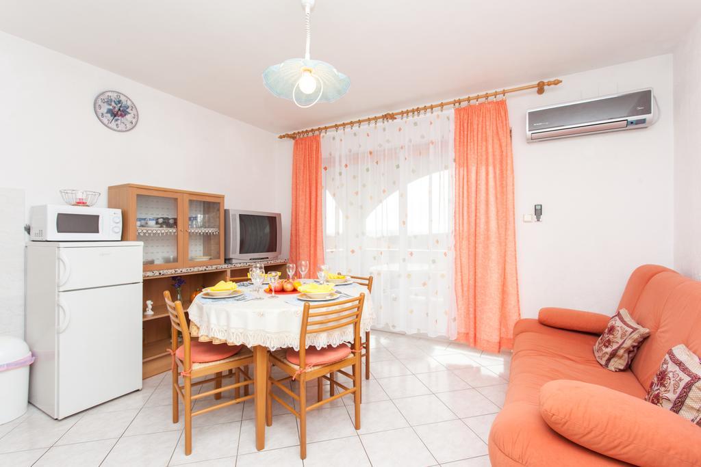 Apartments Boskoviceva Punat Exterior photo